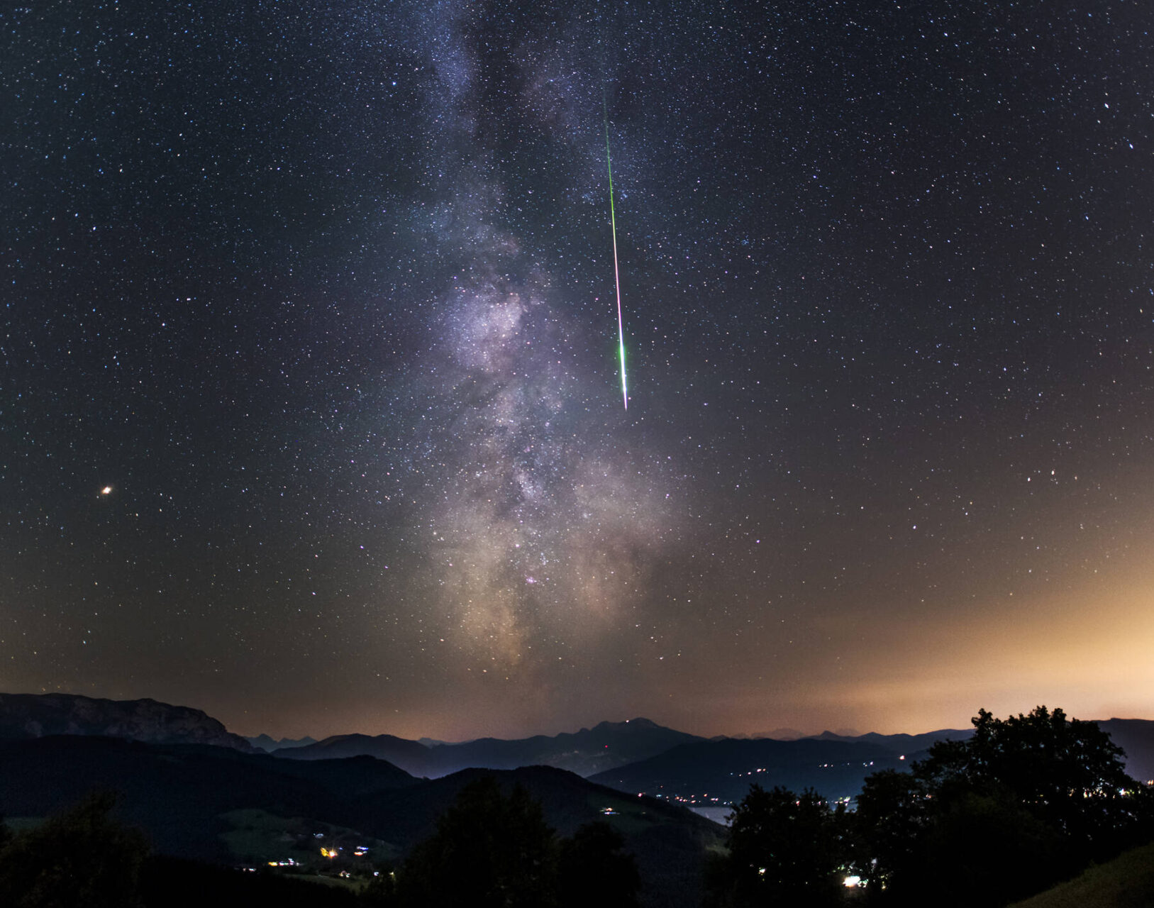 Sternschnuppen - Astronomischer Arbeitskreis Salzkammergut