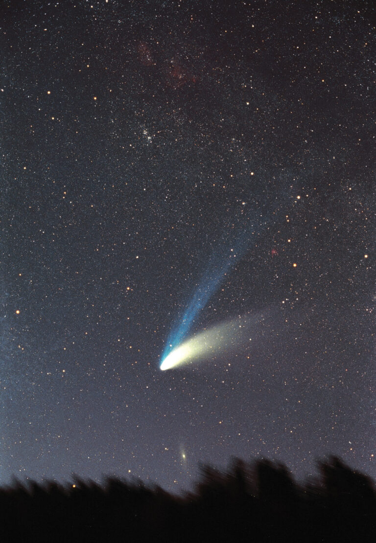 COMET C/1995 O1