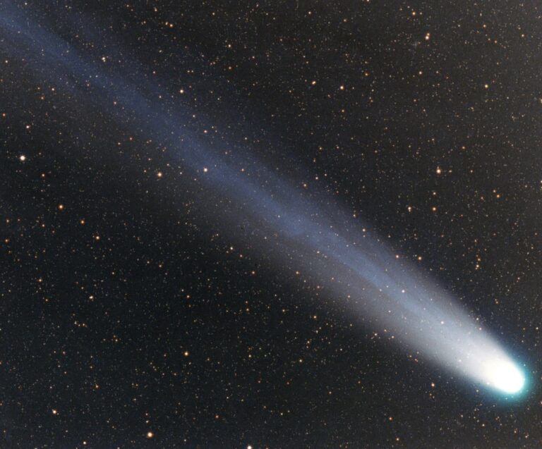 COMET C/1996 B2