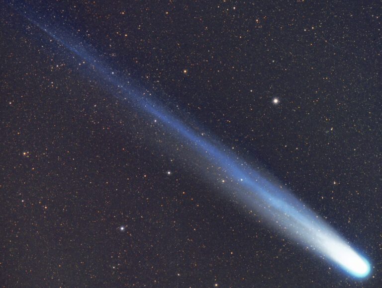 COMET C/1996 B2