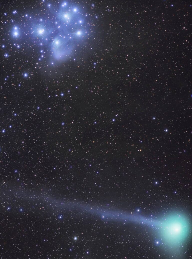 COMET C/2004 Q2