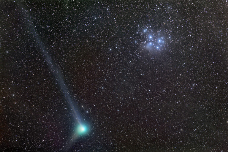 COMET C/2004 Q2