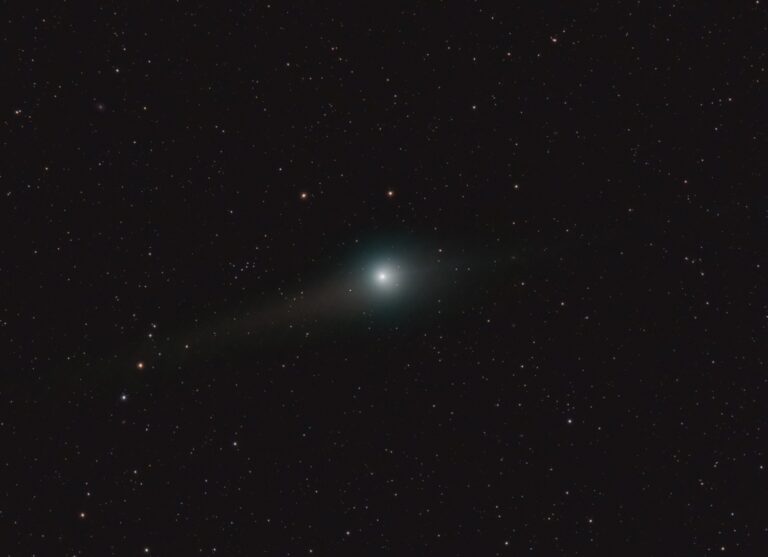 COMET C/2009 P1
