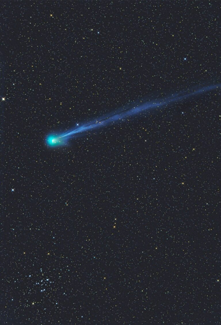 COMET C/2009 R1