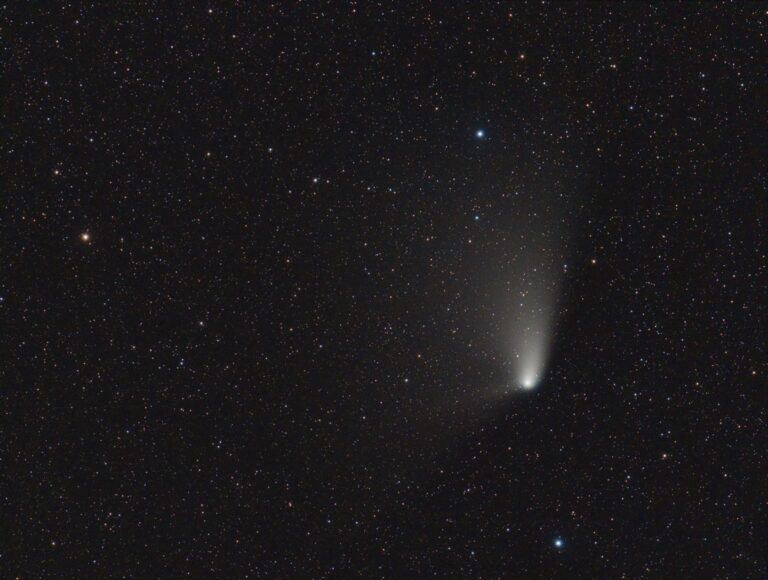 COMET C/2011 L4