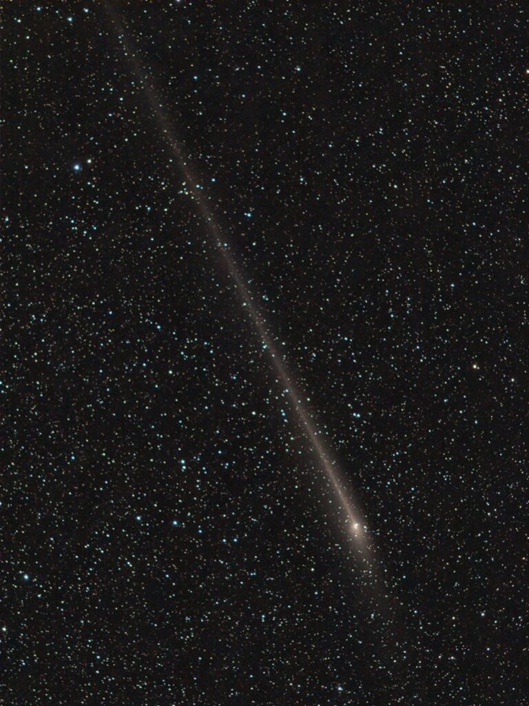 COMET C/2011 L4