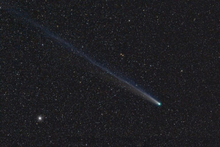 COMET C/2013 R1