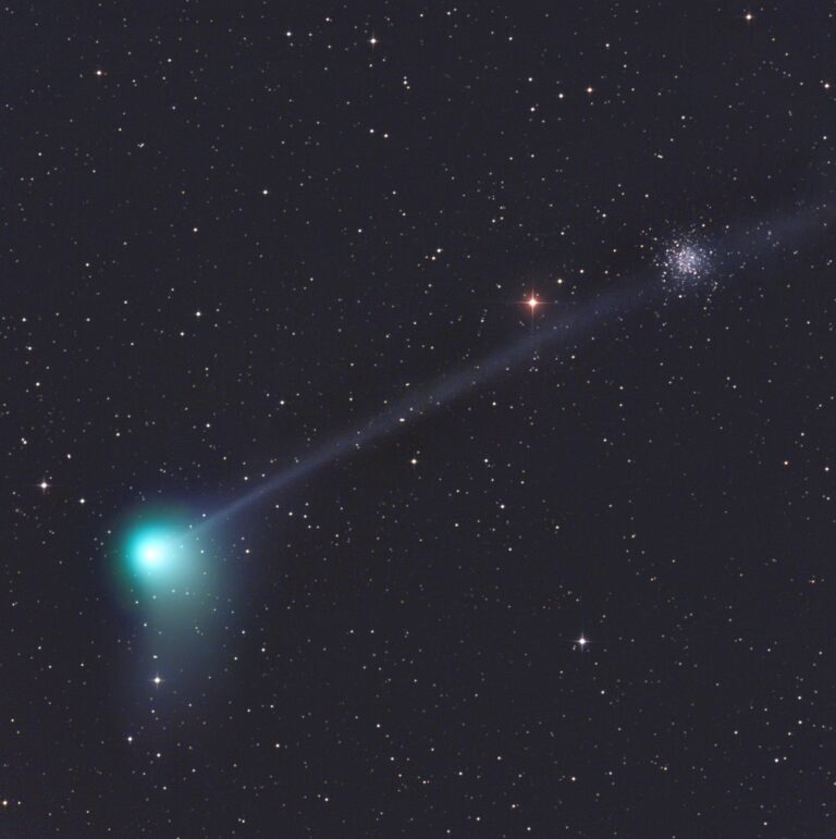 COMET C/2013 US10