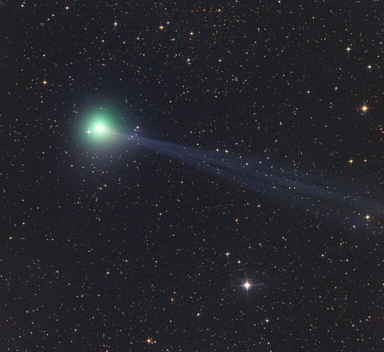 COMET C/2014 E2
