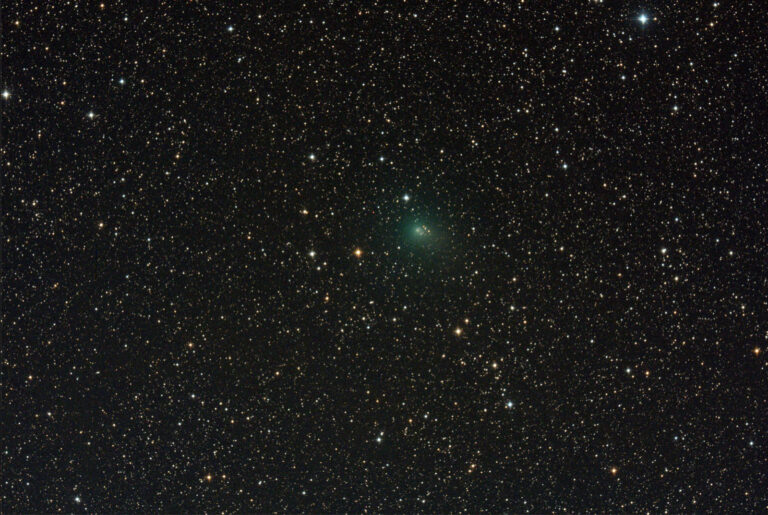 COMET C/2020 R4