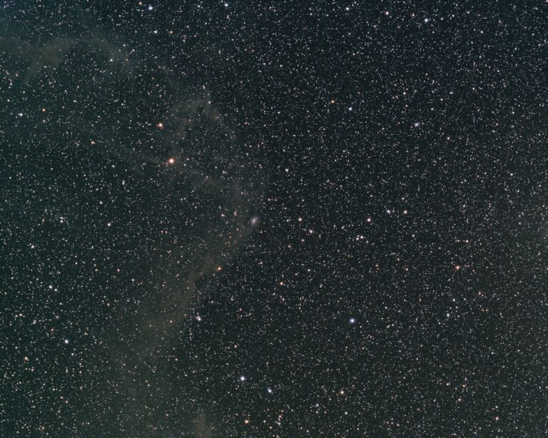 IC 4633