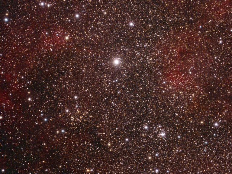 IC 4996