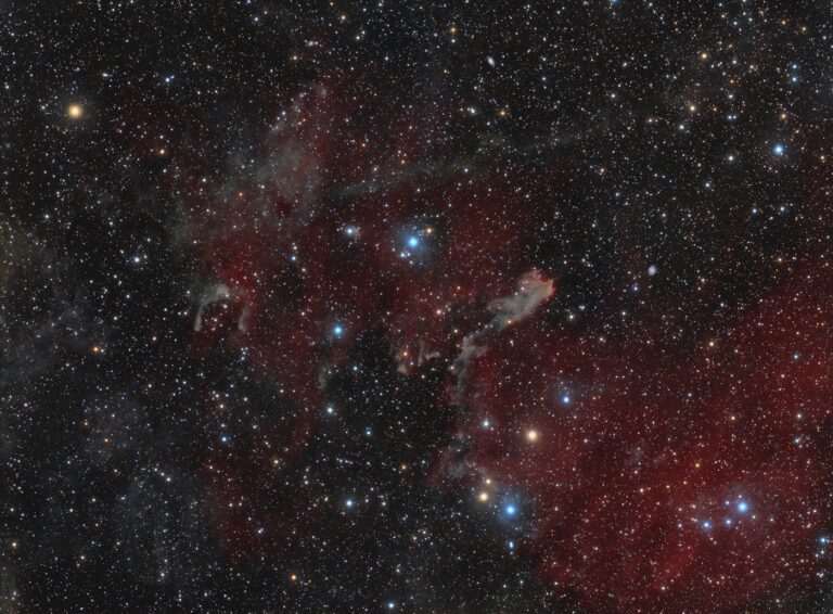 LBN 438
