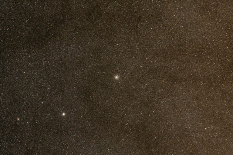 M 28