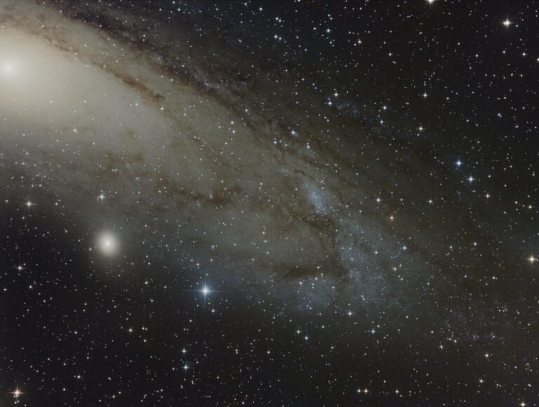 M 31