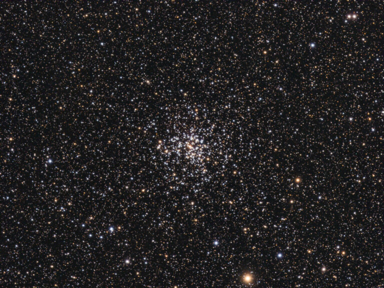 M 37