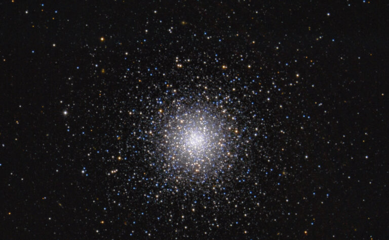 M 53