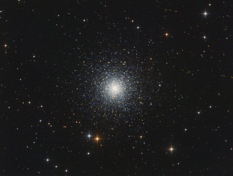 M 53