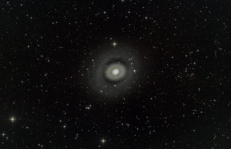 M 94