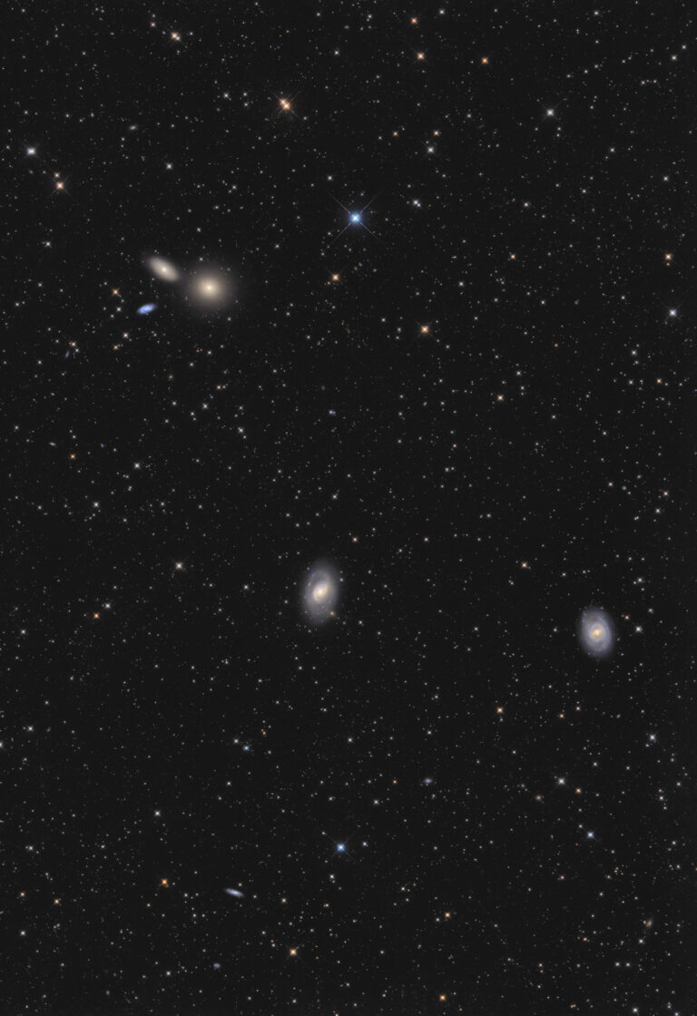 M 105