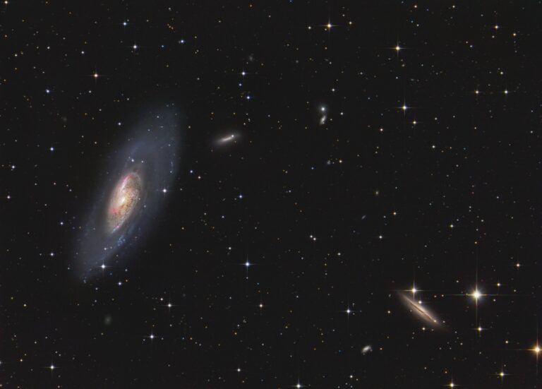 M 106