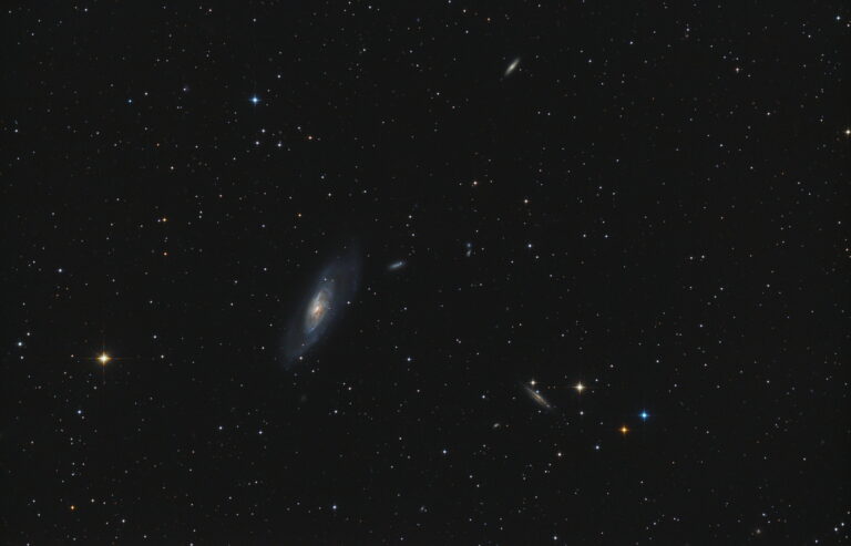 M 106