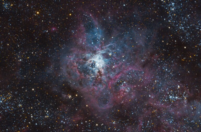 NGC 2070