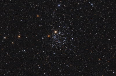 Mehr über den Artikel erfahren NGC 2439