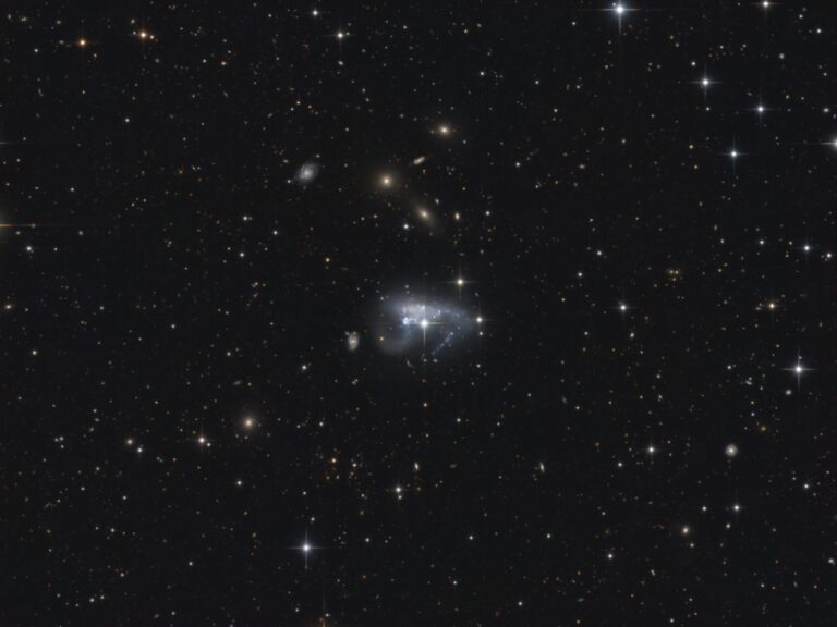 NGC 3239