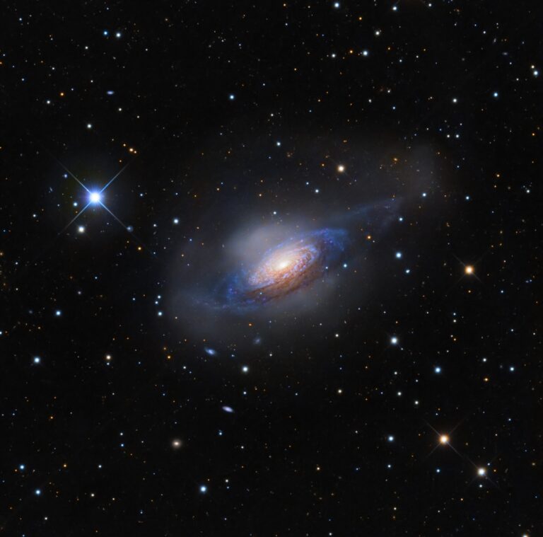NGC 3521