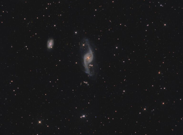 NGC 3718