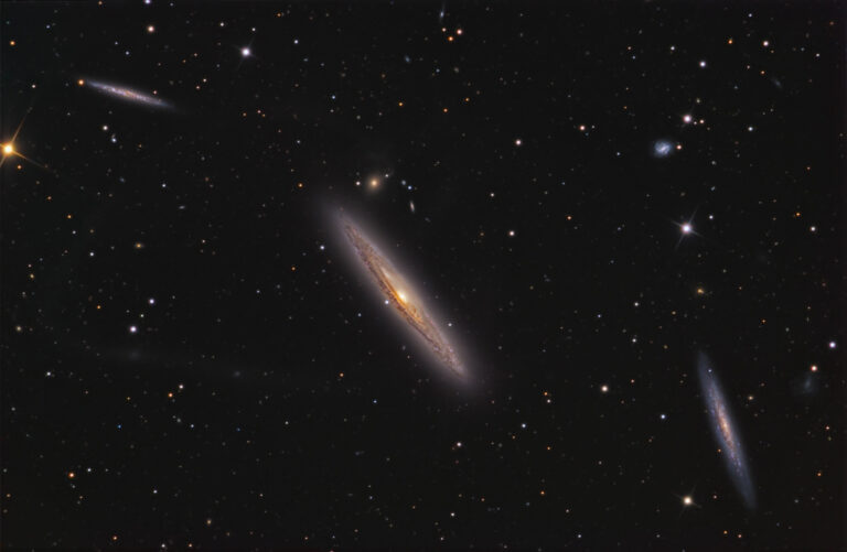 NGC 4216