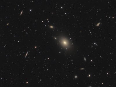Mehr über den Artikel erfahren NGC 4365