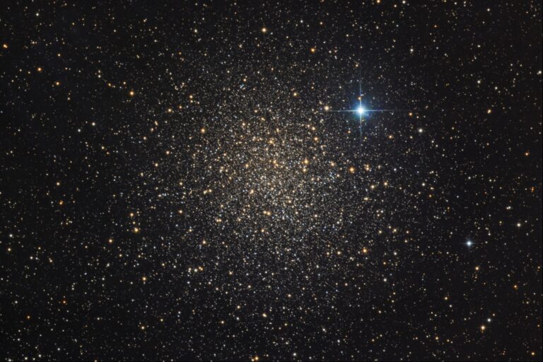 NGC 4372