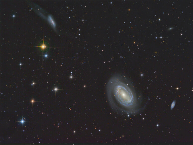 NGC 4725