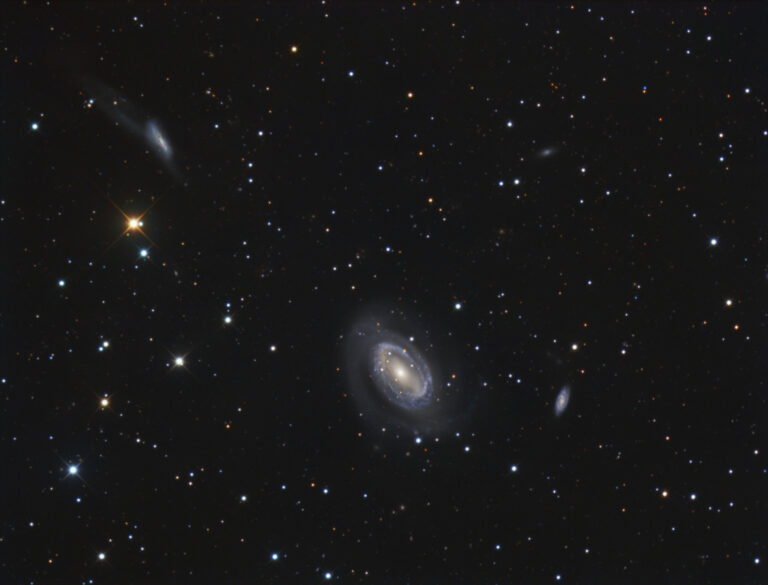 NGC 4725
