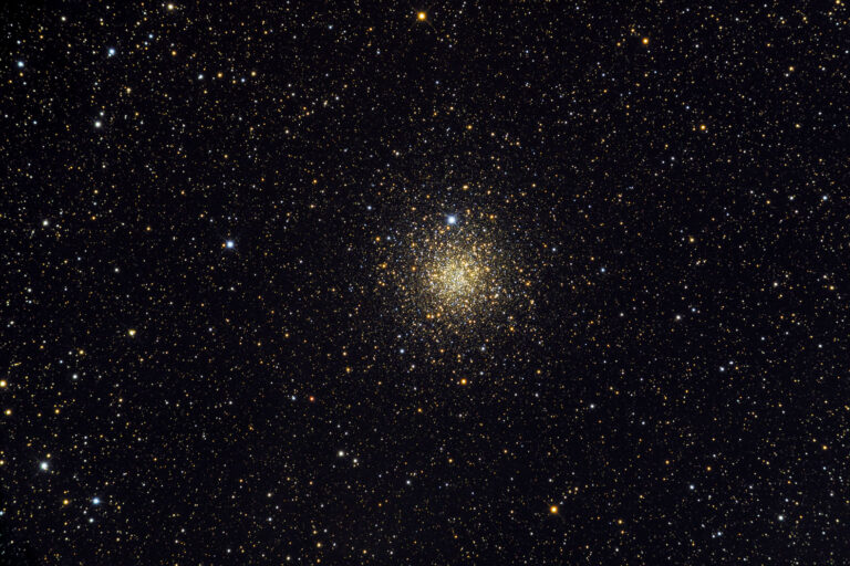 NGC 4833
