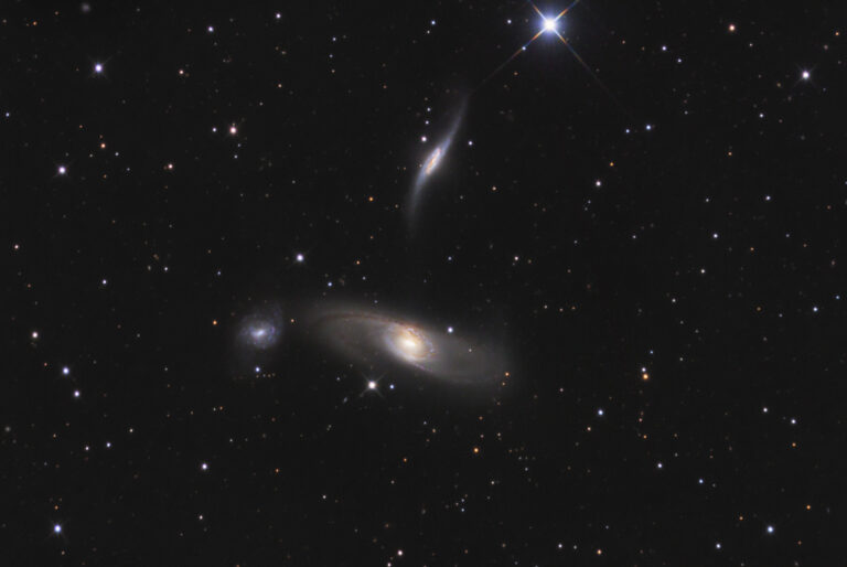 NGC 5566