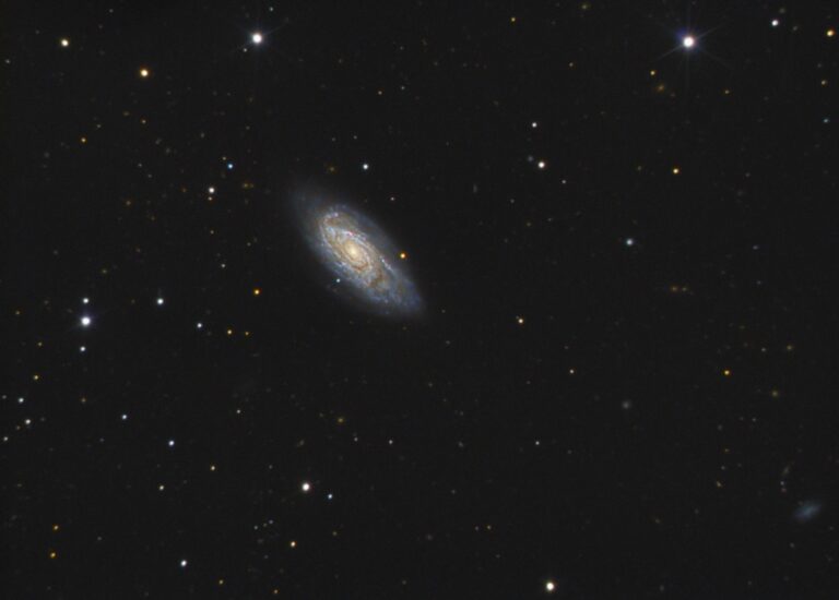 NGC 5676