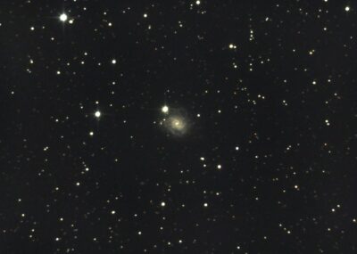 Mehr über den Artikel erfahren NGC 5885