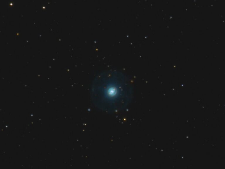 NGC 6826