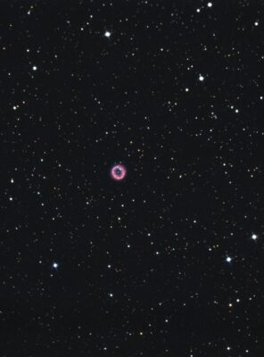 Mehr über den Artikel erfahren NGC 6894