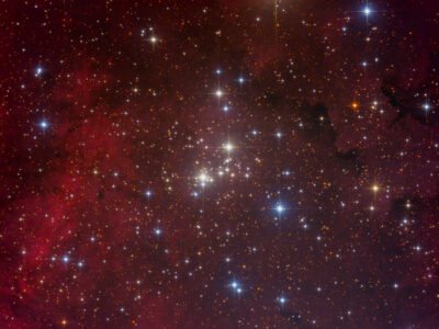 Mehr über den Artikel erfahren NGC 6910