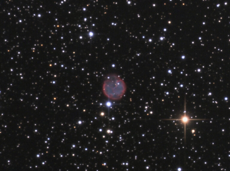 NGC 7048