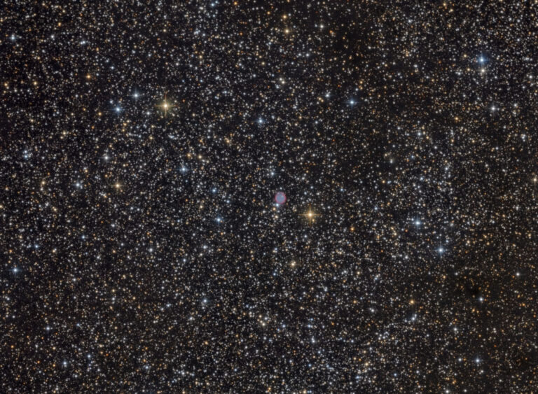 NGC 7048