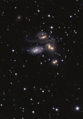 Mehr über den Artikel erfahren NGC 7317