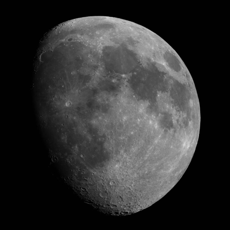 SOLAR Moon