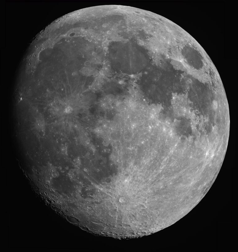 SOLAR Moon