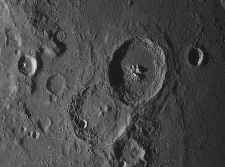 SOLAR Moon