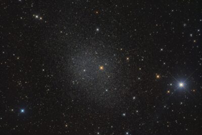 Mehr über den Artikel erfahren PGC 10093 (Fornax Dwarf)